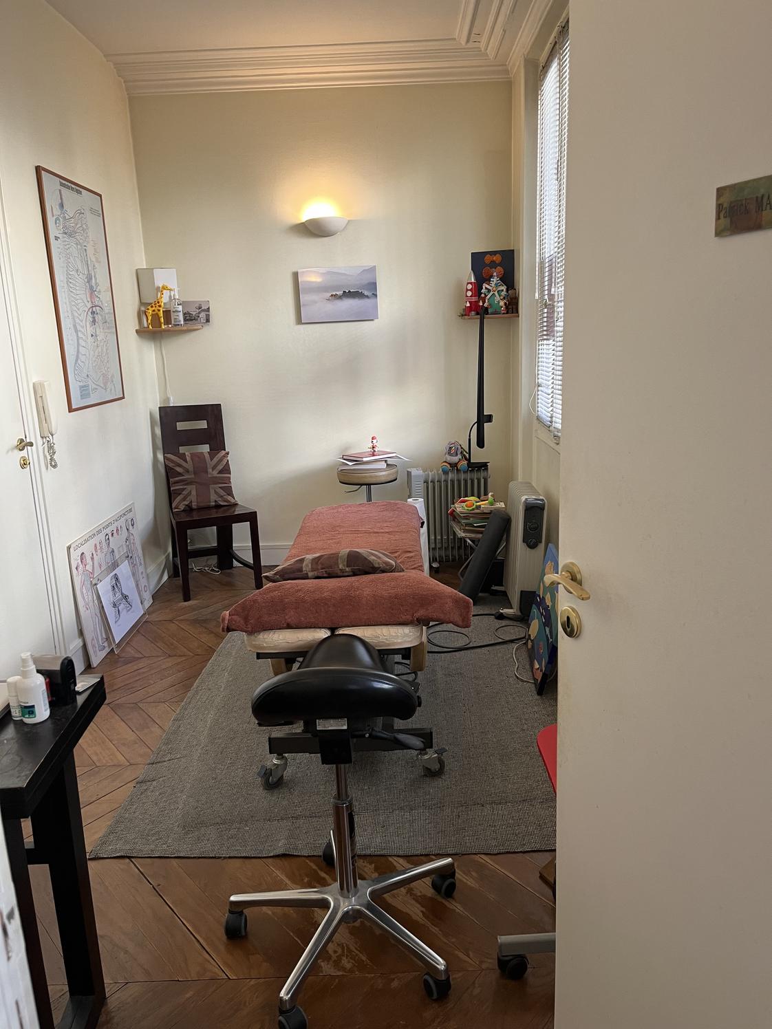 Libère espace pro 3 j/ semaine.75007. — photo 3