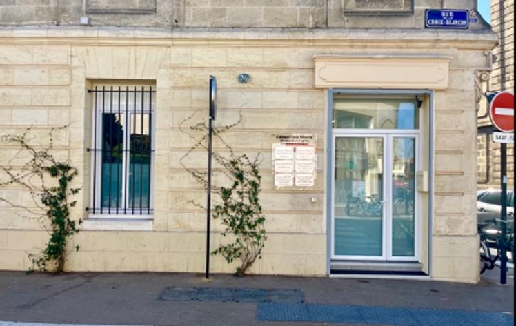 Bureau 3,5 jours par semaine dans un cabinet partagé, Bordeaux — photo 4