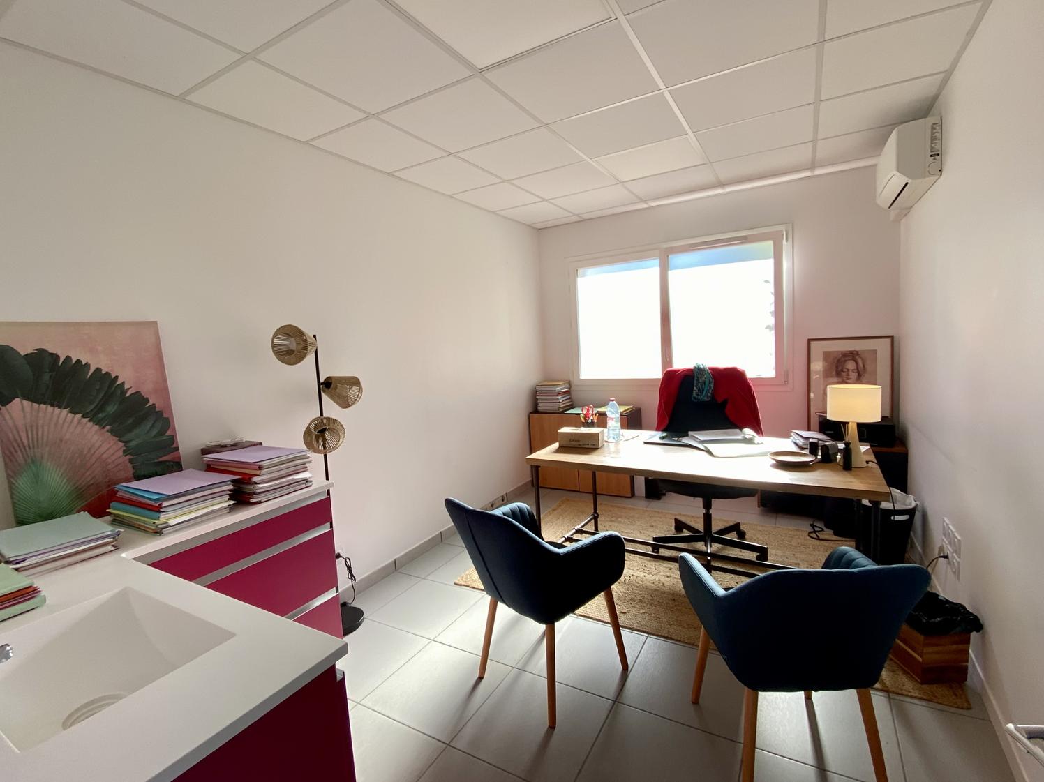 Deux bureaux climatisés en centre de soins, Tournefeuille — photo 2