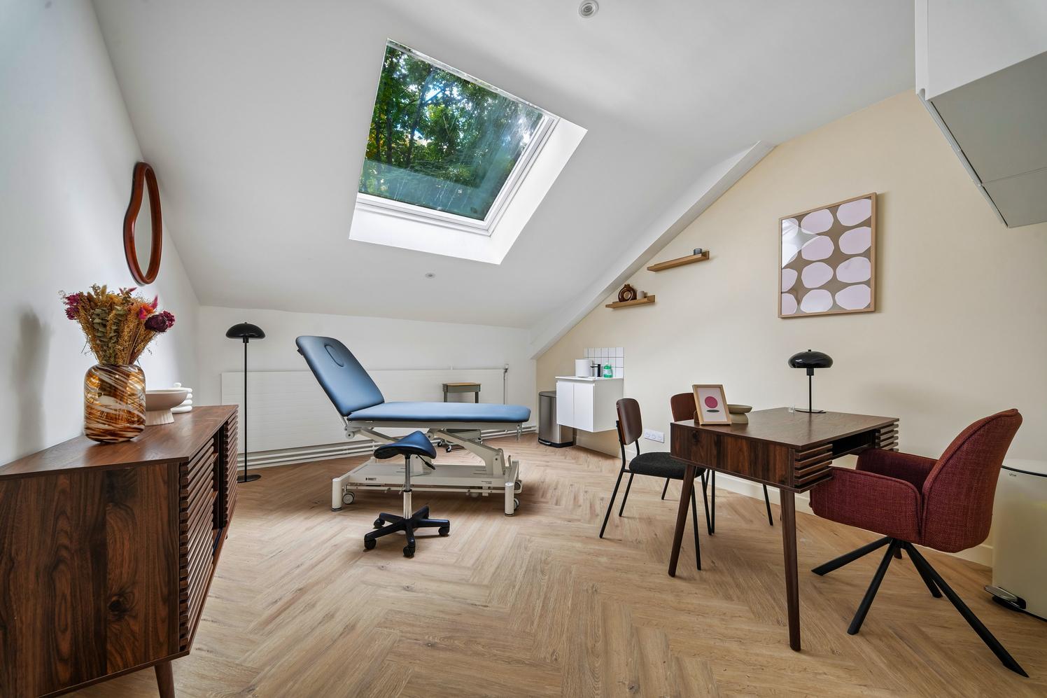 Nouveau centre de 427 m² autour d'une cour, Paris 14e — photo 4