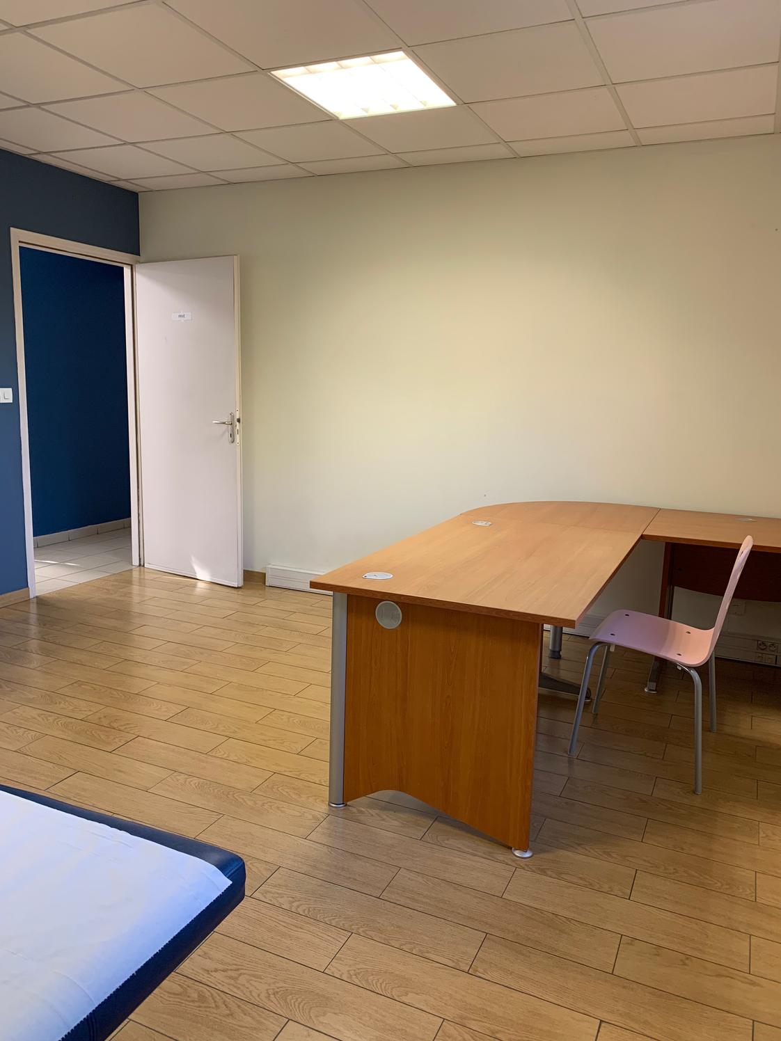 Bureau de 20 m² dans un cabinet médical pluridisciplinaire, Pessac — photo 4