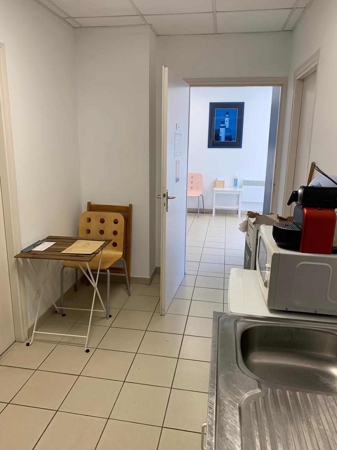 Bureau de 20 m² dans un cabinet médical pluridisciplinaire, Pessac — photo 5