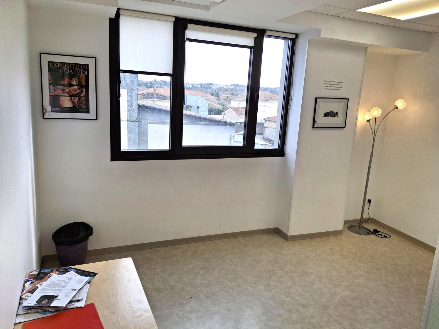 Bureau neuf de 9 m² en centre médical, Launaguet — photo 2