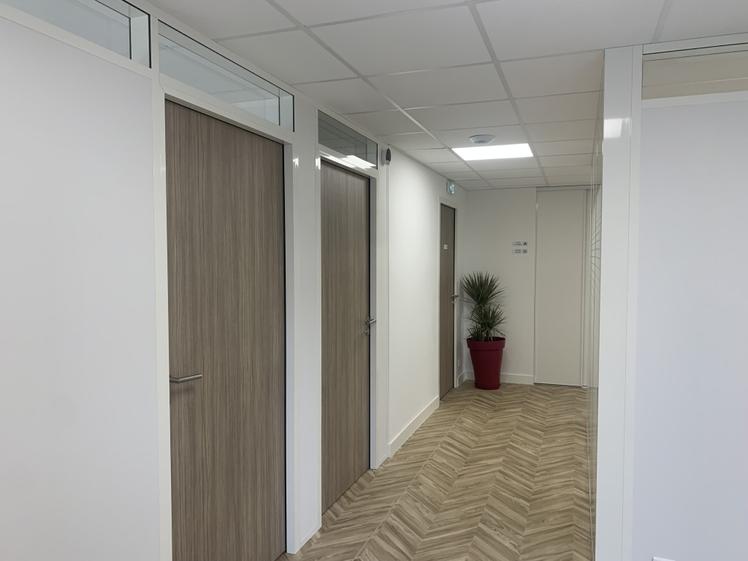 Deux locaux refaits à neuf en centre pluridisciplinaire, Nantes Ouest — photo 5