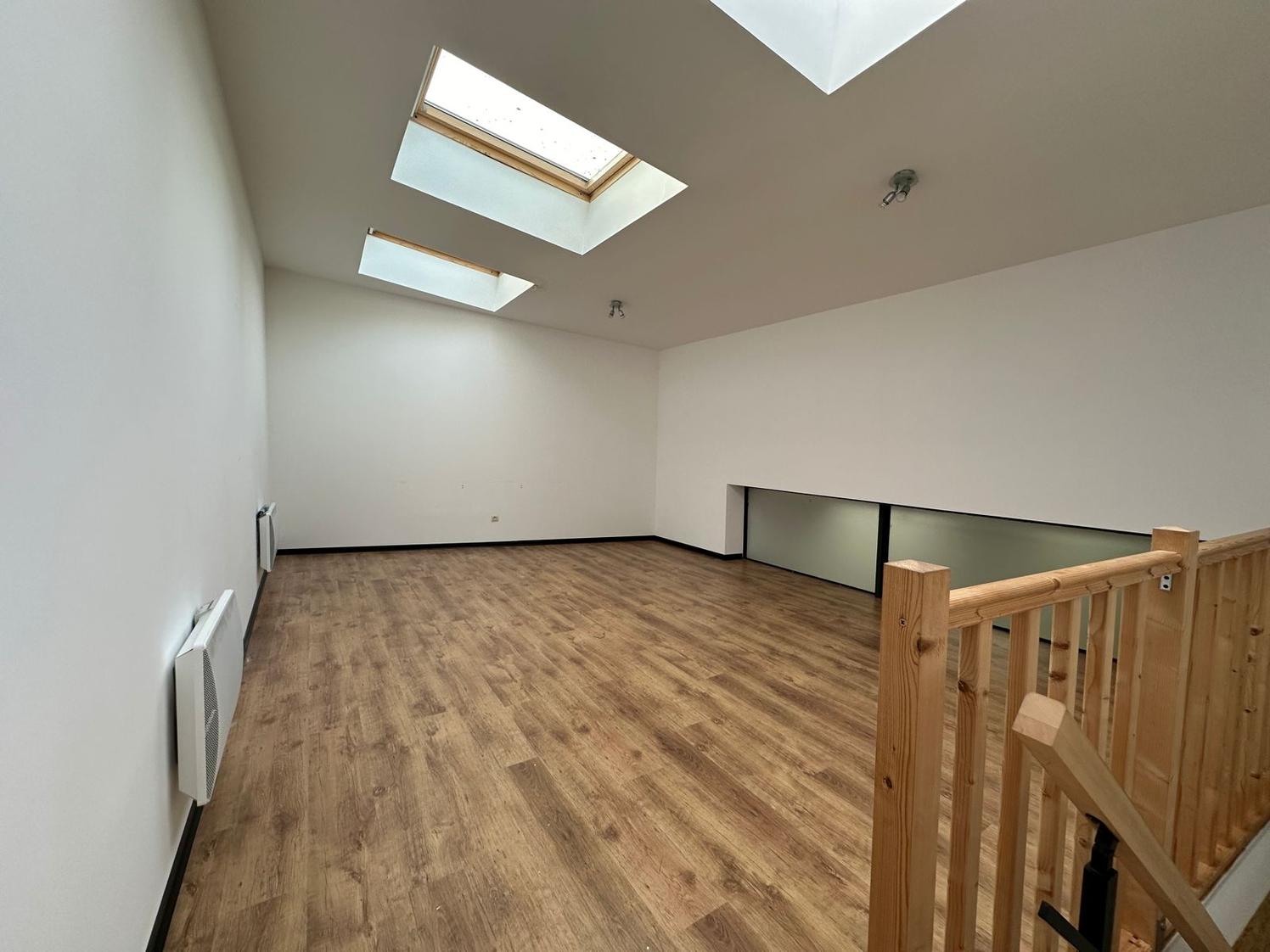 Cabinet de santé clé en main – la teinturerie, roubaix – 102 m² / 5 pièces – plafond 3,5 m – pôle santé actif — photo 3