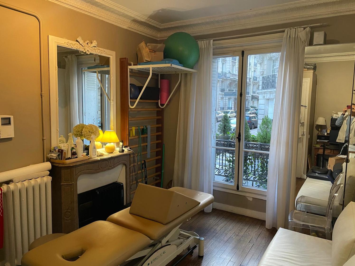 Pièce de 18 m² pour psychologue à Montparnasse, Paris 15e — photo 4
