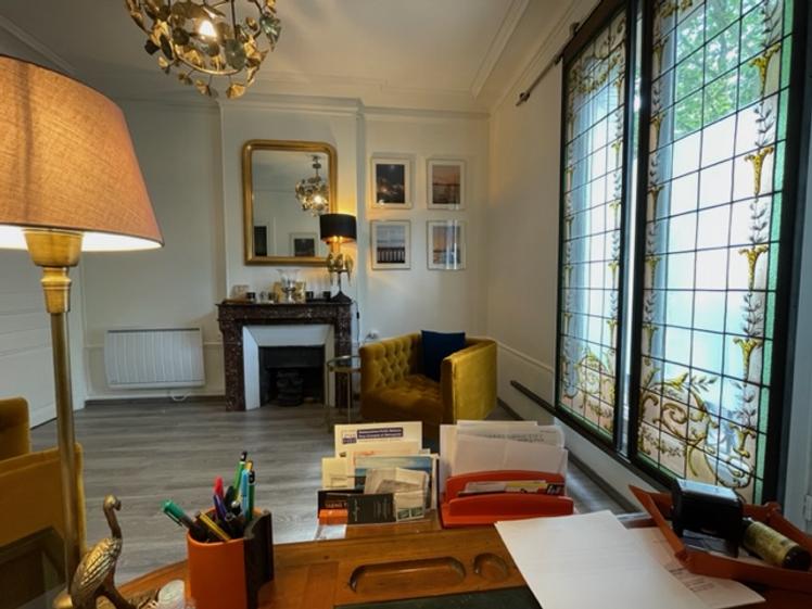 Partage / location cabinet de psychothérapie / psychanalyse – paris 7 - av de saxe
