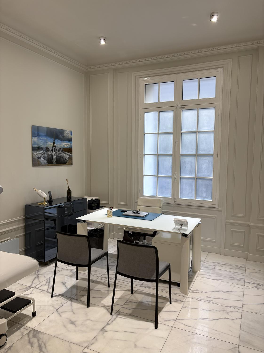 Deux bureaux de 18 et 15 m² rue de Chazelles, Paris 17e — photo 5