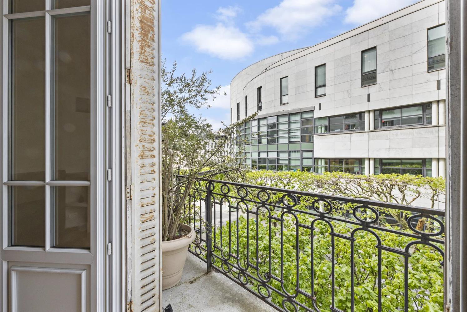 Mairie de vincennes. charmant local professionnel à louer de 49 m2 — photo 5