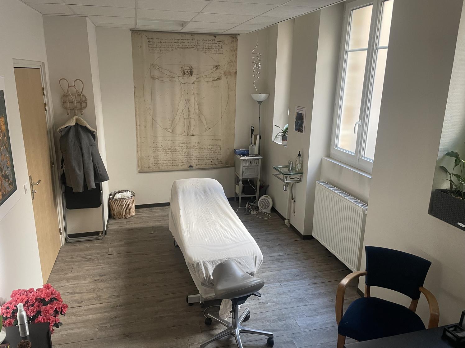 Sous location dans pôle médical guy môquet