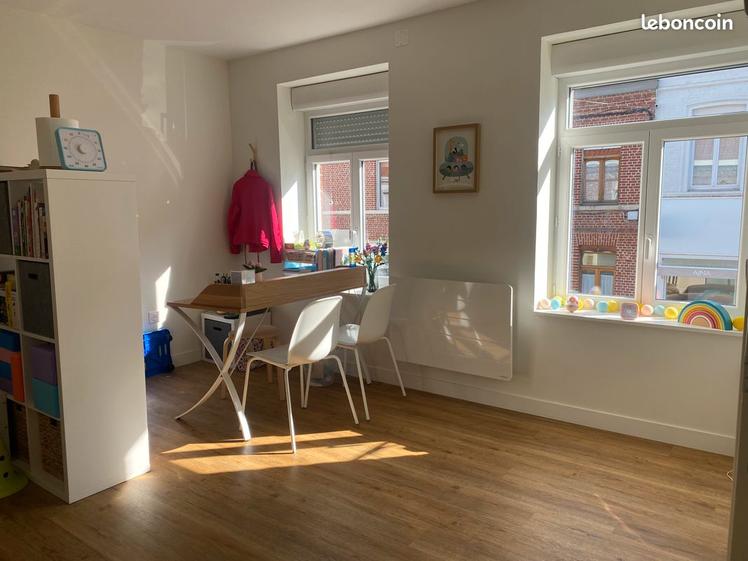 Bureau lumineux de 17,7 m² en plein centre de Saint-André-lez-Lille — photo 2