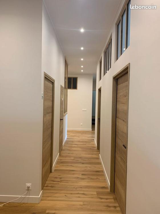 Bureau lumineux de 17,7 m² en plein centre de Saint-André-lez-Lille — photo 4