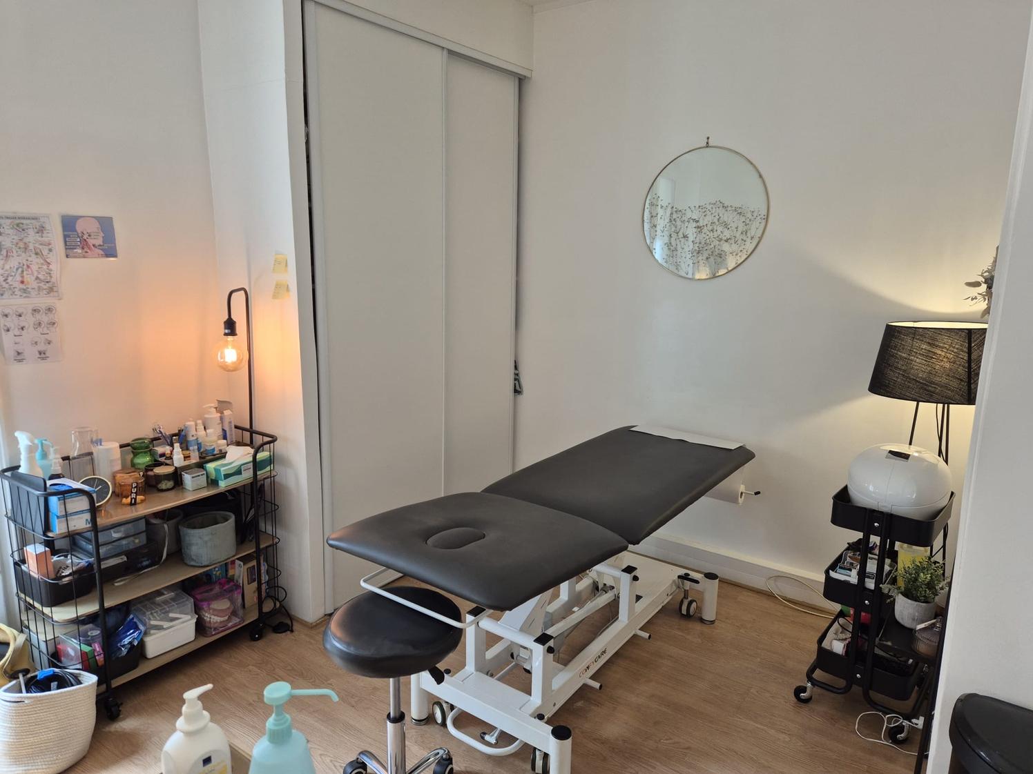 Pièce de 12 m² en sous-location, rue de Lisbonne, Paris 8e — photo 2