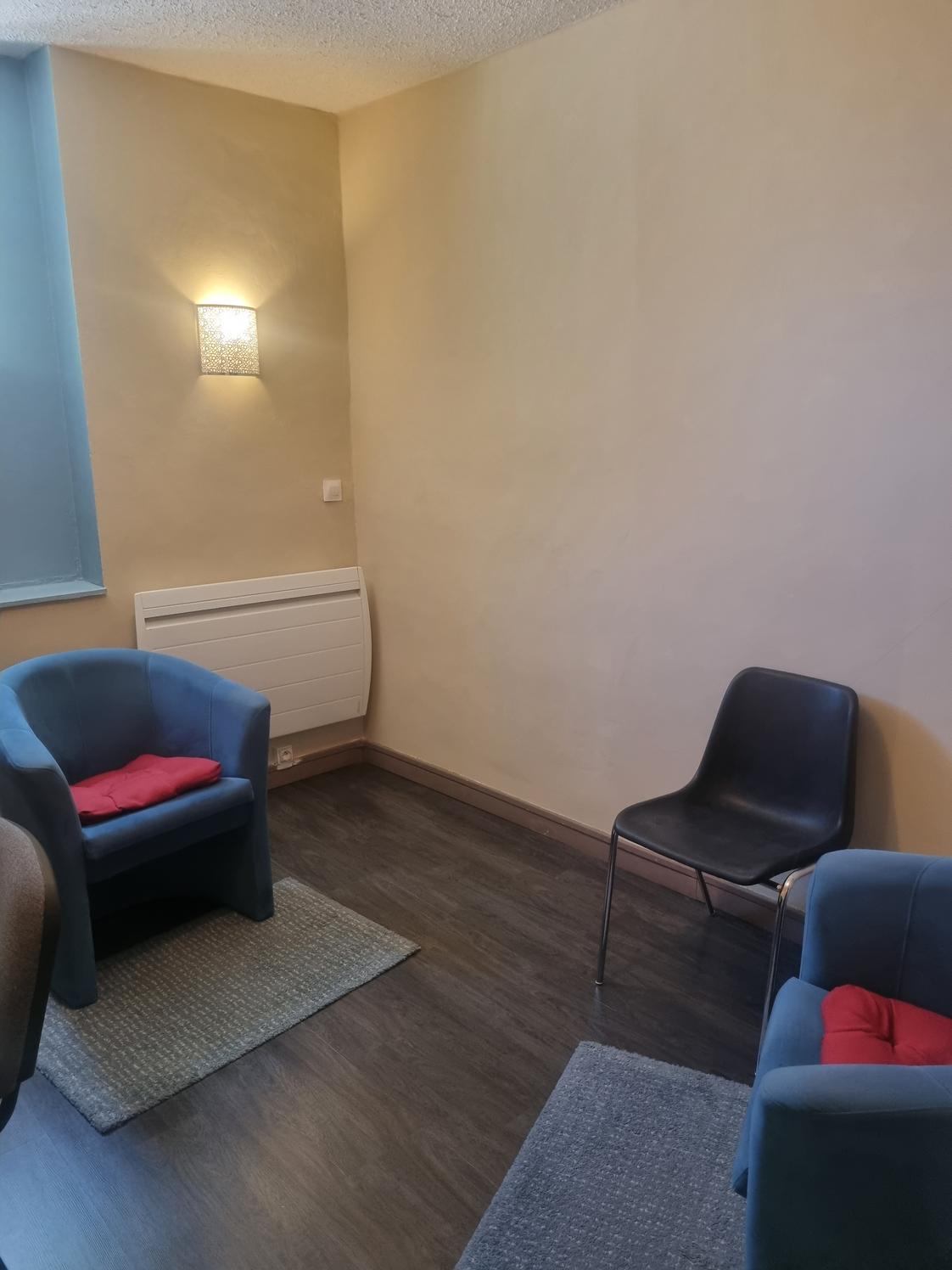 Espace de 10 m² pour thérapeute au 1er étage, Bègles — photo 2
