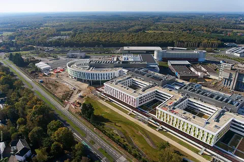 CHR d’orléans : la livraison du nouvel hôpital dans les temps