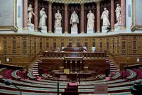 Les sénateurs centristes proposent de renforcer le rôle des professions paramédicales pour lutter contre la désertification médicale