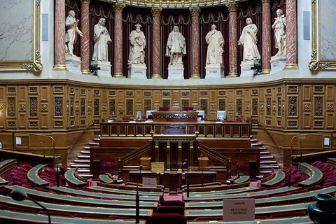 Les sénateurs centristes proposent de renforcer le rôle des professions paramédicales pour lutter contre la désertification médicale