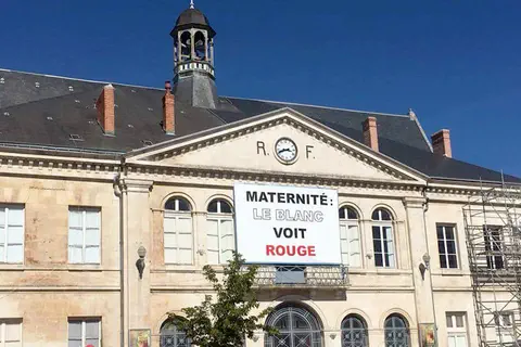 Maternité : Le Blanc voit toujours rouge