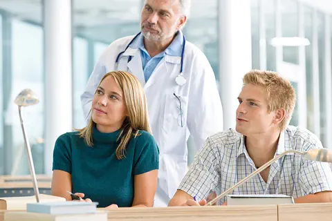 Inauguration de l’Institut de formation des professionnels de santé à Grenoble : une première en France