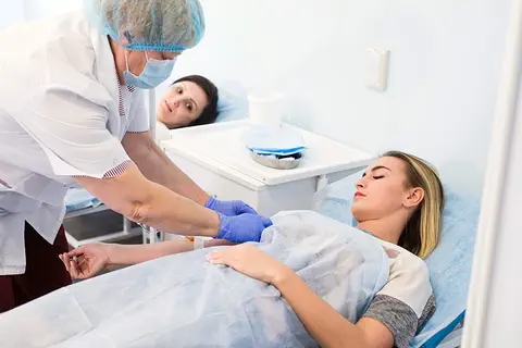 #coronavirus : 78 % des soignants déclarent manquer de masques FFP2 y compris à l’hôpital selon le SNPI