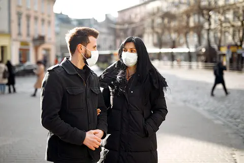 Prévention du #COVID19 : faut-il porter un masque dans la rue ?