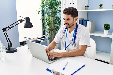 Obligation triennale de DPC : une échéance 2025 qui s’approche à grands pas pour les professionnels de santé