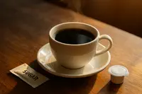 Café noir et mortalité : bénéfice jusqu’à trois tasses, le matin