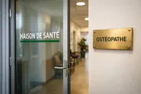 Ost&eacute;opathe en maison de sant&eacute; : un feu vert sous conditions, selon la Cour de cassation
