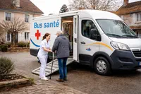 T&eacute;l&eacute;consultations stopp&eacute;es dans le Bus Loiret Sant&eacute; : l&rsquo;exercice forain au c&oelig;ur d&rsquo;un bras de fer