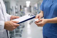 Substituer des infirmiers aux m&eacute;decins &agrave; l&rsquo;h&ocirc;pital : une revue Cochrane nuance le d&eacute;bat